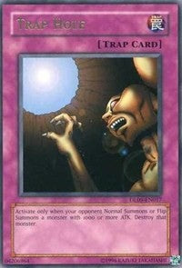 Trap Hole (Green) [DL09-EN017] Rare | The Time Vault CA